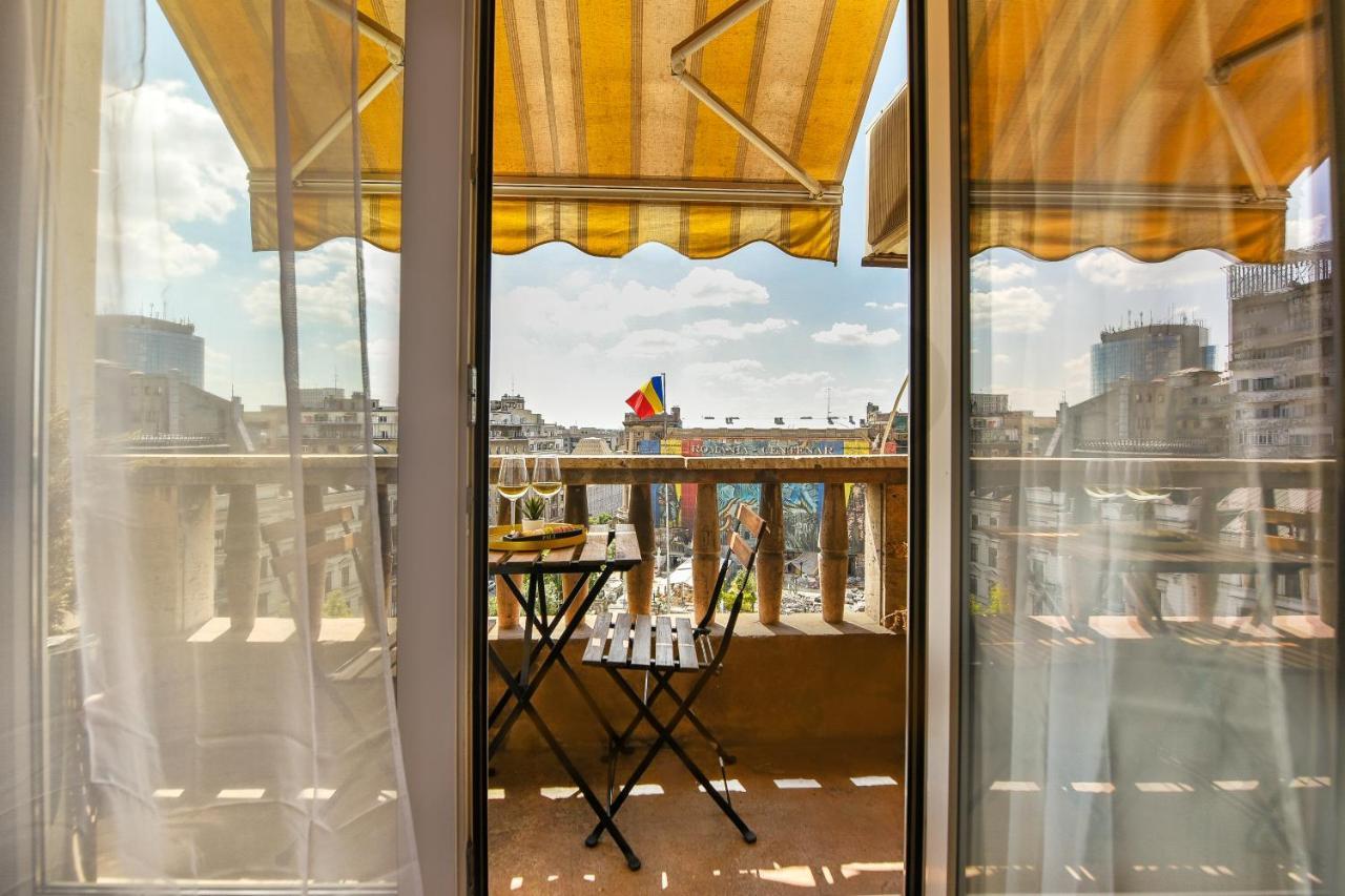 Chic Accommodation With Breathtaking Views Over Calea Victoriei - Your Central Heaven Bukarest Eksteriør billede